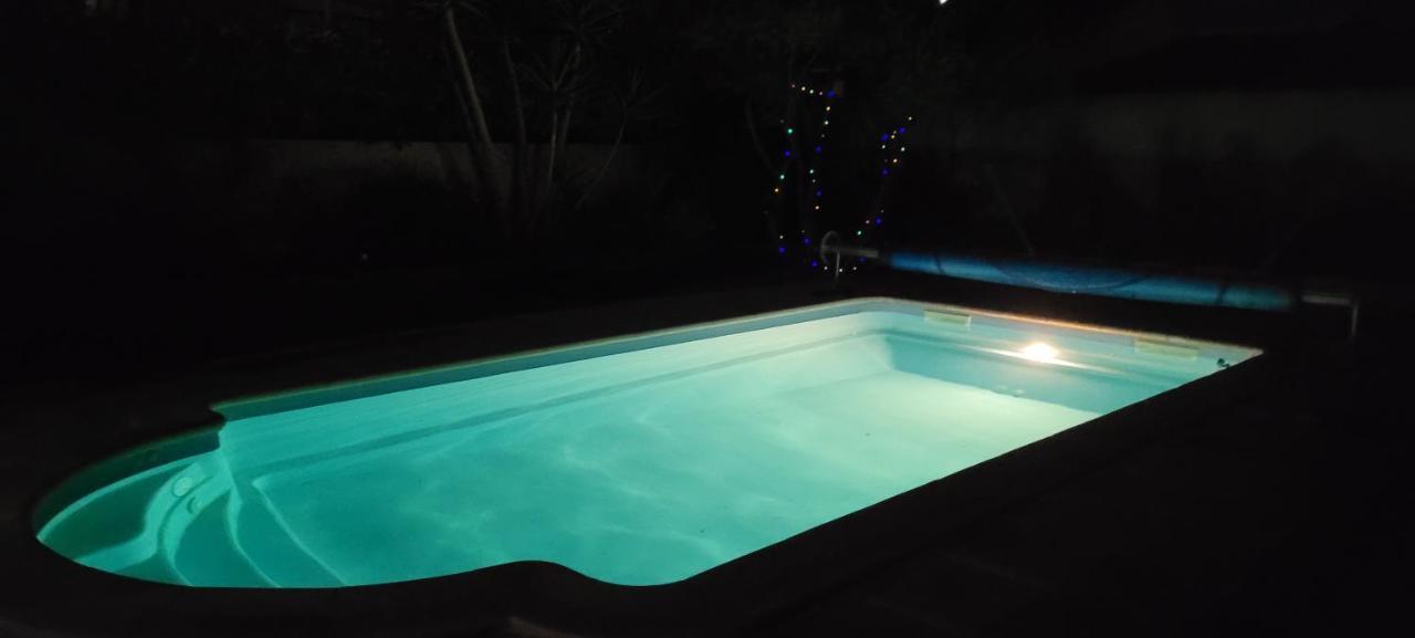 TRANQUILLO avec piscine privée et salle de sport Istres Esterno foto